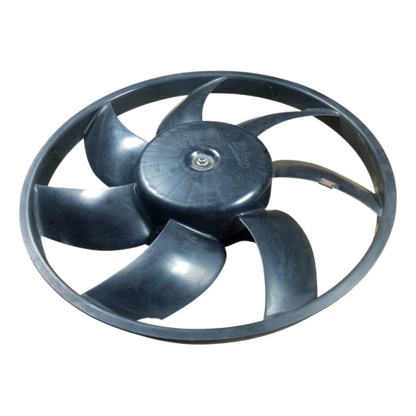 Ventoinha Motor Radiador Peugeot 208 1.2 2016 2022 Detalhe