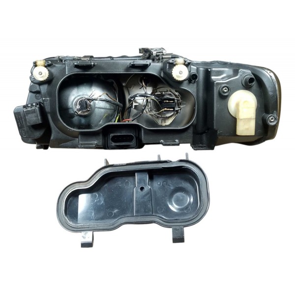 Farol Audi A3 1.8 T 2004 Direito Detalhe Direito/passageiro