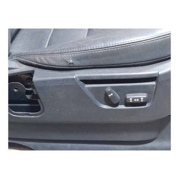 Banco Dianteiro Land Rover Discovery 3 Tdv6 Hse 2005 Direito Preto