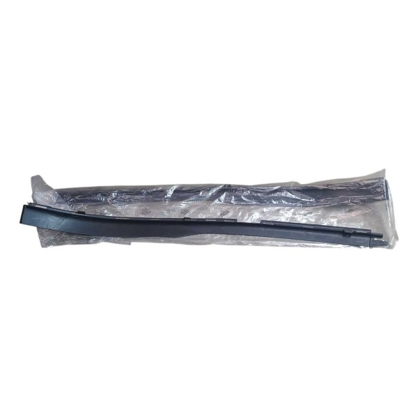 Defletor Inferior Bigode Parachoque Dianteiro Ds3 7422h3 Preto