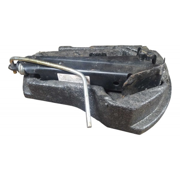 Macaco Chave Roda Estojo Volkswagen Gol G5 Detalhe