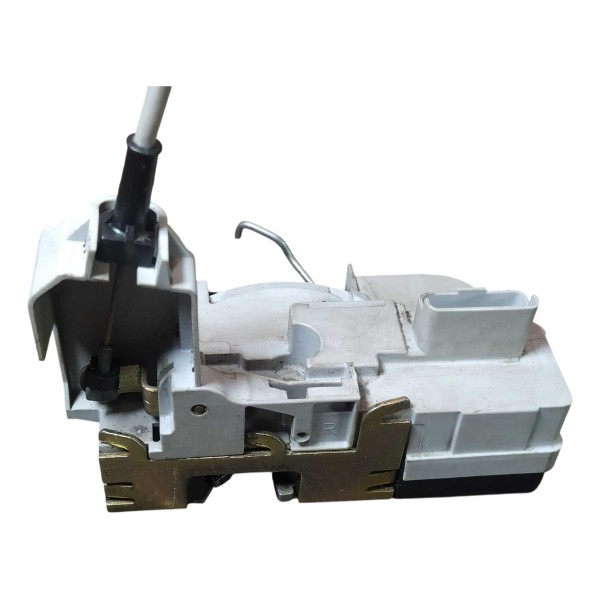 Fechadura Dianteira Direita Peugeot 307 Sedan 2007 Fechadura Dianteira Direita Peugeot 307 Sedan 2007