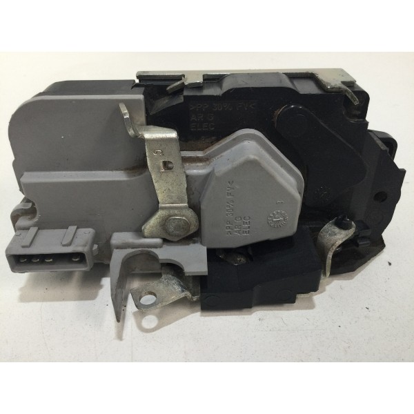 Fechadura Porta Traseira Esquerdo Peugeot 207 Hb Xr 2010