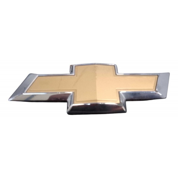 Emblema Grade Dianteira Onix Prisma 1.4 Lt 2017 52099031 Branca