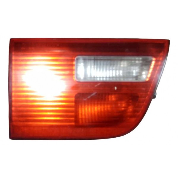 Lanterna Tampa Traseira Esquerdo Bmw X5 4.4is 2004 Esquerdo/motorista Vermelho