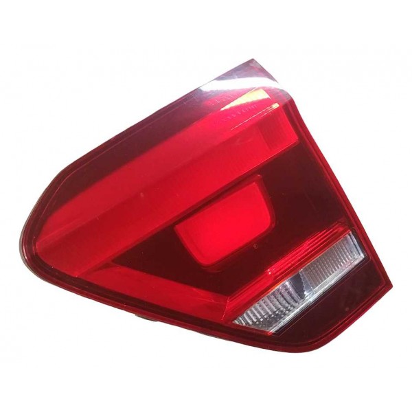 Lanterna Tampa Traseira Direito Volkswagen Fox 2016 Direito/passageiro Vermelho