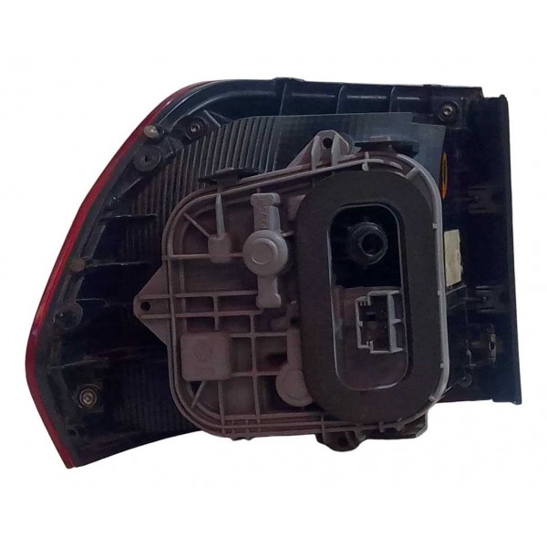 Lanterna Traseira Direito Volkswagen Fox Run 1.6 Msi 2016 Direito/passageiro Vermelho