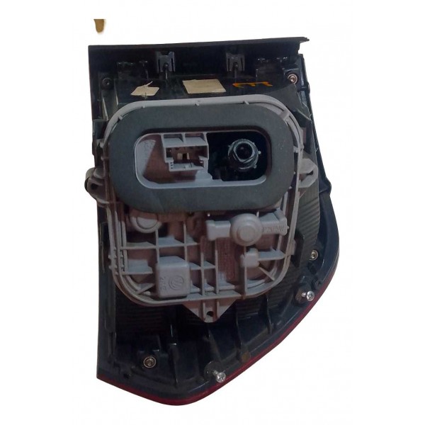 Lanterna Traseira Esquerdo Volkswagen Fox Run 1.6 Msi 2016 Esquerdo/motorista Vermelho