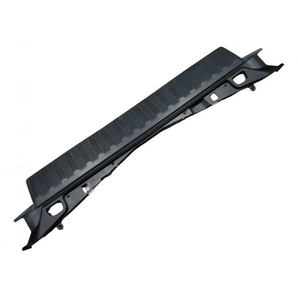 Moldura Inferior Tampa Traseira Bmw X5 4.4i Sport 2004