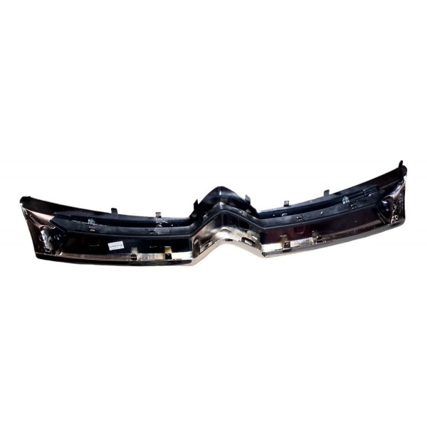 Friso Moldura Grade Radiador Citroen C3 2013 2019 Detalhe Prateado